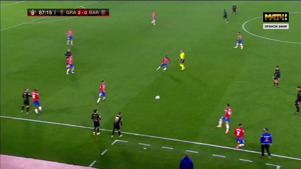 曼联签新中场恐突破1亿转会费大关！曝巨头考察左闸，被誉为德国坎塞洛